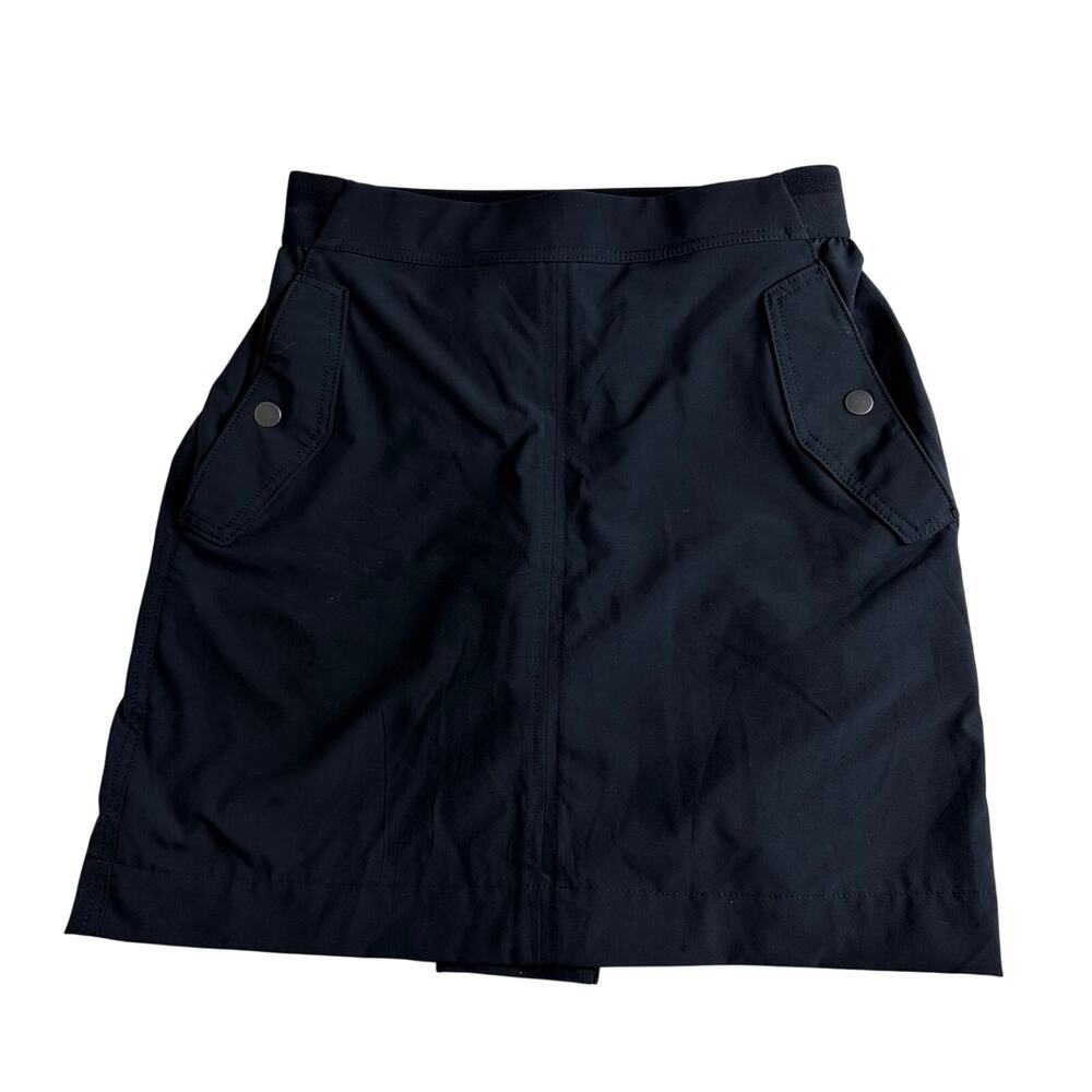 Athleta Vienna Cargo Skort Size 4 Black Lined Pull On Snap Pockets Athleisure